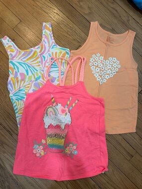 Old Navy Girls' Pink & Peach Multi Tank Top Set - Summer Tanks, great condition